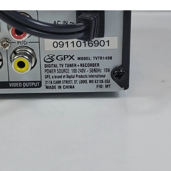 GPX TVRT149B Digital TV Tuner and Recorder Used With Box And Manual, - Picture 6 of 8